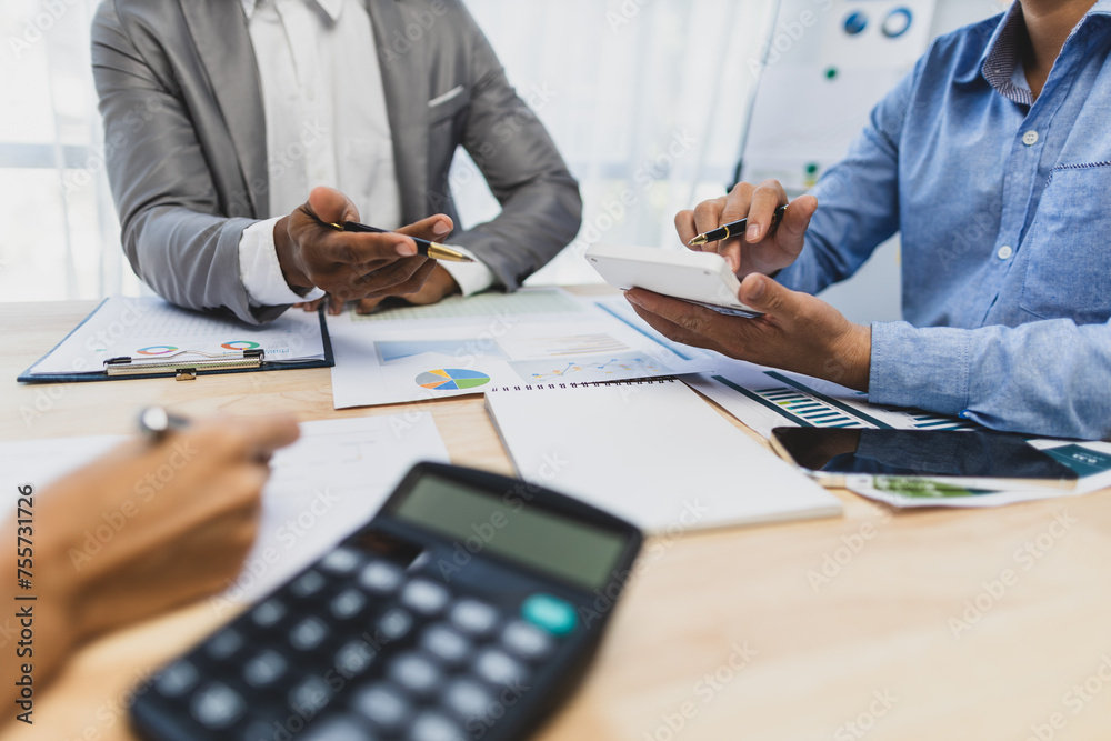 Meeting to discuss with business consultants, budget analysis and financial planning. Meeting to discuss with business consultants, budget analysis and financial planning.