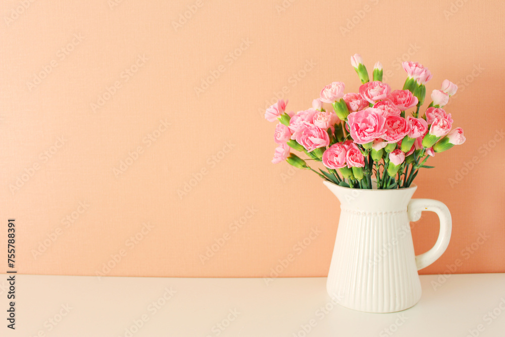 Fototapeta premium ピンクのカーネーションの花の背景