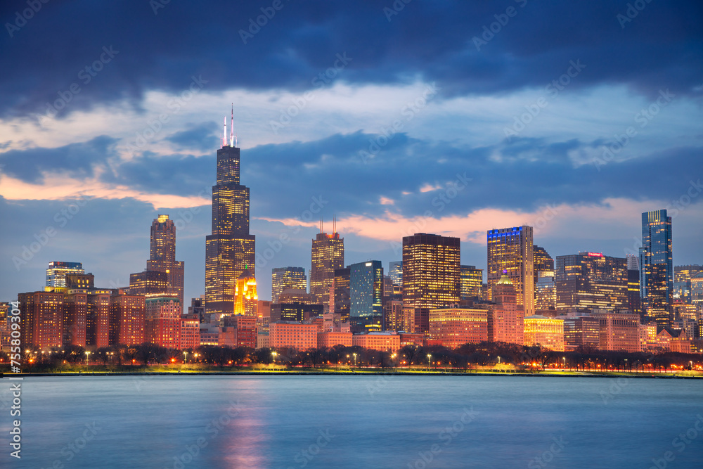 Chicago, Illinois, USA. Cityscape image of famous Chicago skyline at beautiful spring sunset.