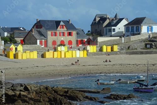 Obraz na płótnie Hafen- und Badebucht in Batz sur mer, Bretagne w salonie