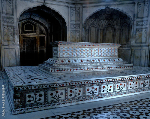 TOMB OF MUGHAL EMPEROR jAHANGIR IN THE CITY OF LAHORE IN PAKISTAN.  photo