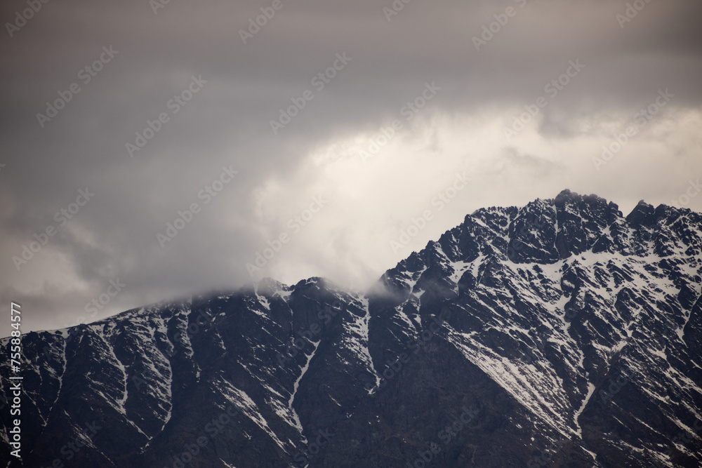 snowy mountain in queenstone in new zealand