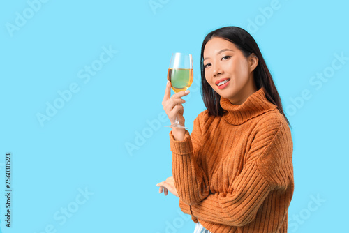Beautiful Asian woman with ...