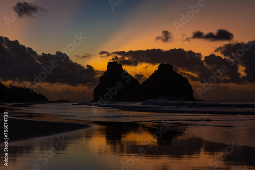 Morro Dois Irm  os - Fernando de Noronha - Pernambuco - Brasil