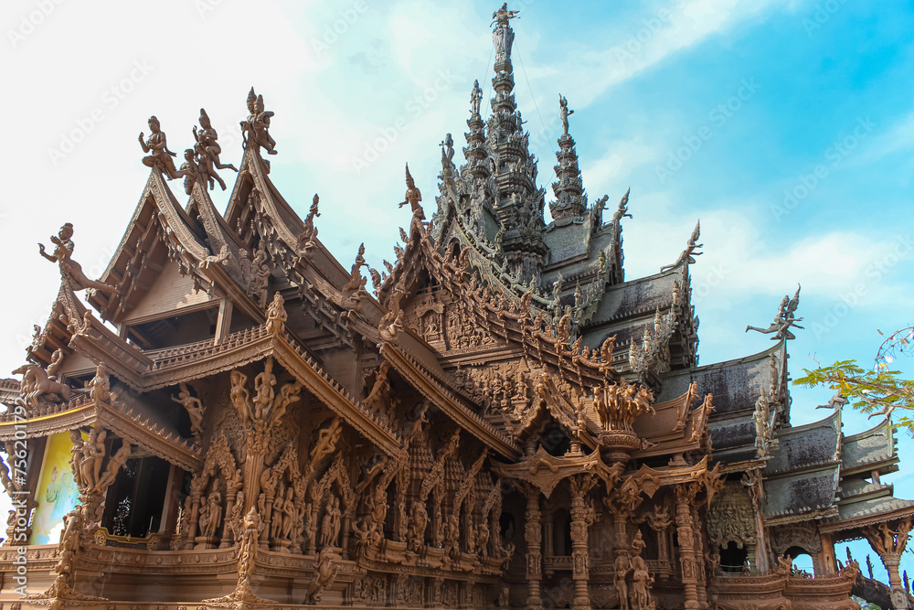 Roof of the The Wooden Sanctuary of Truth in Pattaya, Chonburi, Thailand Roof of the The Wooden Sanctuary of Truth in Pattaya, Chonburi, Thailand