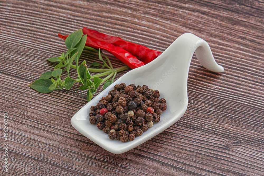 Red, black, yellow pepper mix Red, black, yellow pepper mix
