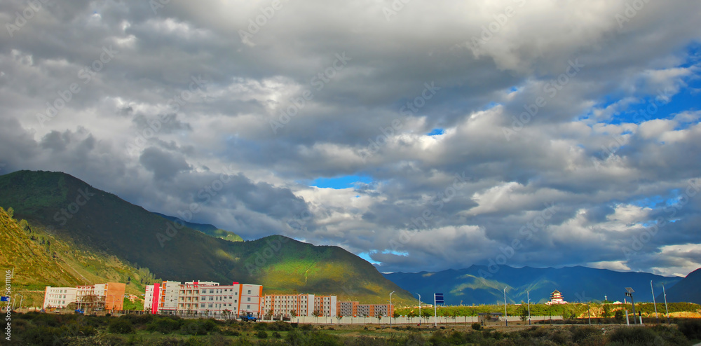 Naklejka premium Linzhi city in Tibet