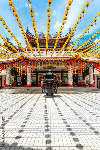 Canvas Print views of chinese thean hou temple in kuala lumpur