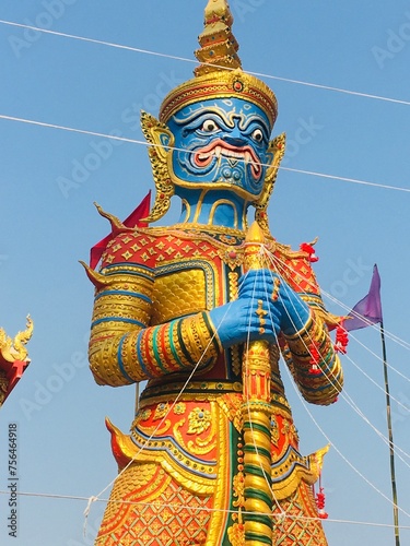 giant statue
