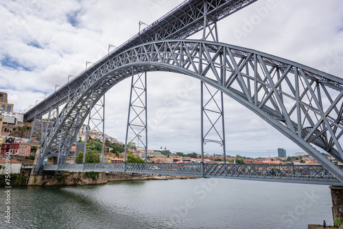 Dom Luis I Bridge over Douro River between cities of Porto and Vila Nova de Gaia, Portugal © Fotokon
