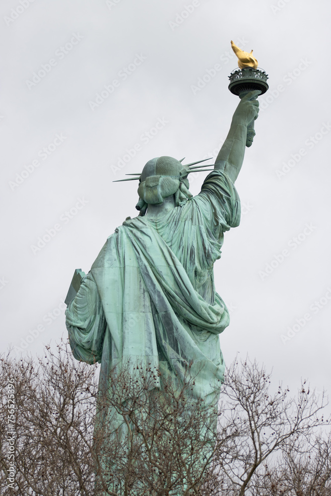 Fototapeta premium statue of liberty city