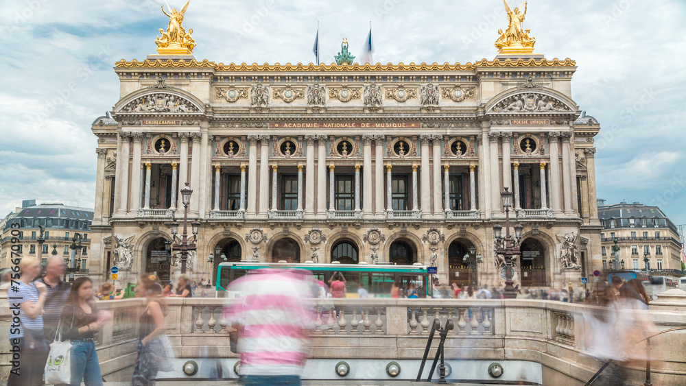 Naklejka premium Palais or Opera Garnier The National Academy of Music timelapse in Paris, France.