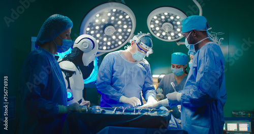 Valokuva Artificial intelligence helps doctors perform surgery