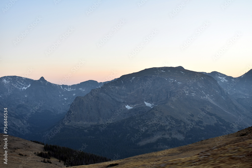 Obraz premium Green Rocky Mountain Landscapes