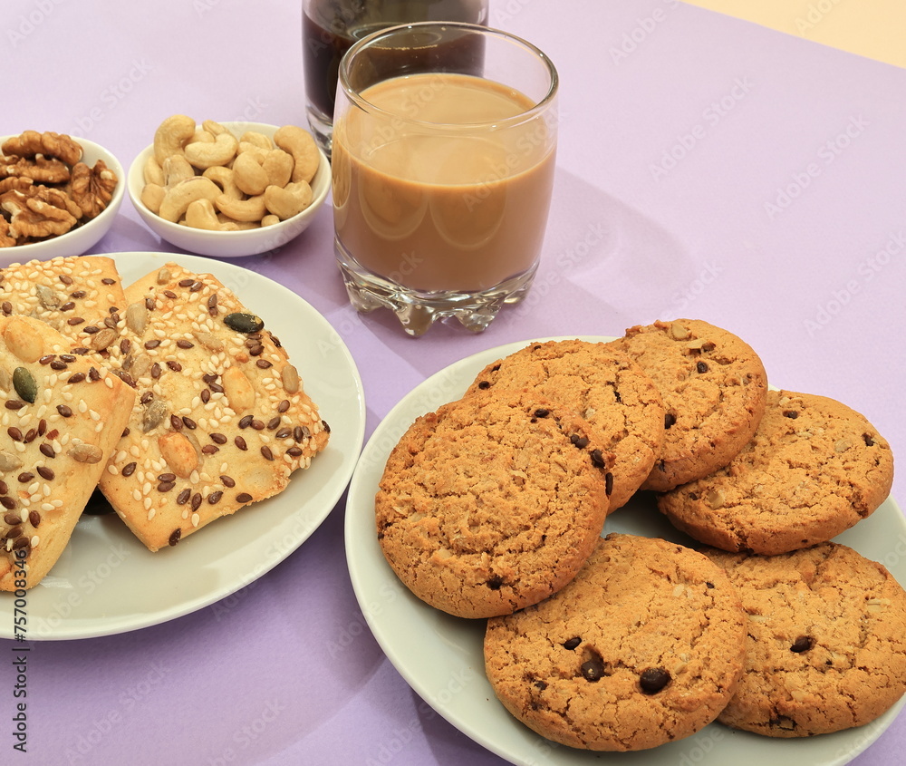 chocolate cookies and milk chocolate cookies and milk