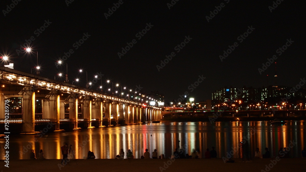 Seoul river bridge