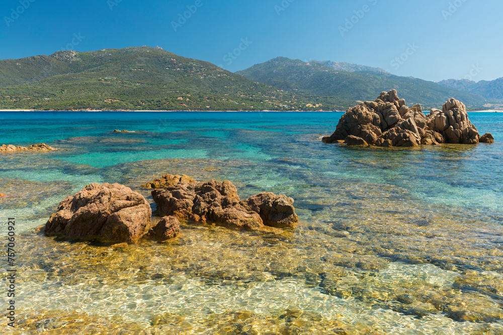 Küste in der Bucht von Propriano, Département Corse du Sud, Korsika, Frankreich Küste in der Bucht von Propriano, Département Corse du Sud, Korsika, Frankreich