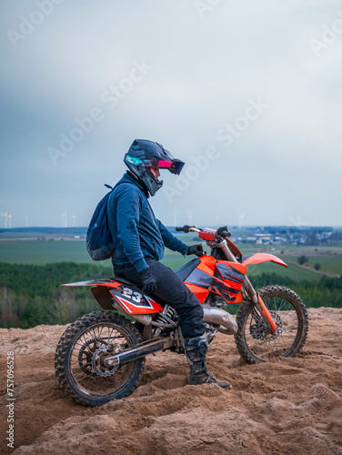 Fototapeta Naklejka Na Ścianę i Meble -  motorbike riding with a beautiful landscape