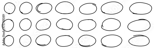 Hand drawn ovals and circles set. Ovals of different widths. Highlight circle frames. Ellipses in doodle style. Set of vector illustration isolated on transparent background.