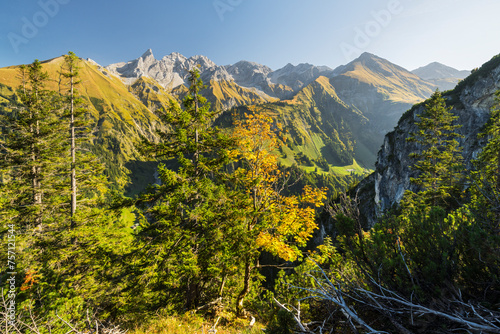 Trettachspitze, Mädelegabel, Hochtrottspitze, Linkserkopf, Allgäuer Hauptkamm, Bayern, Deutschland photo