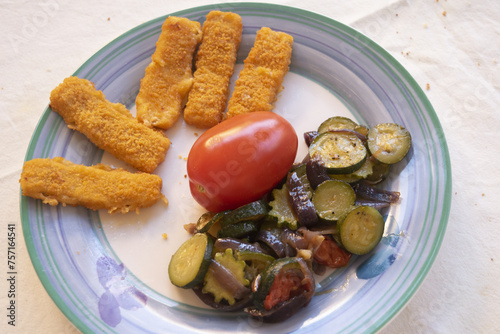 fish sticks and vegetables