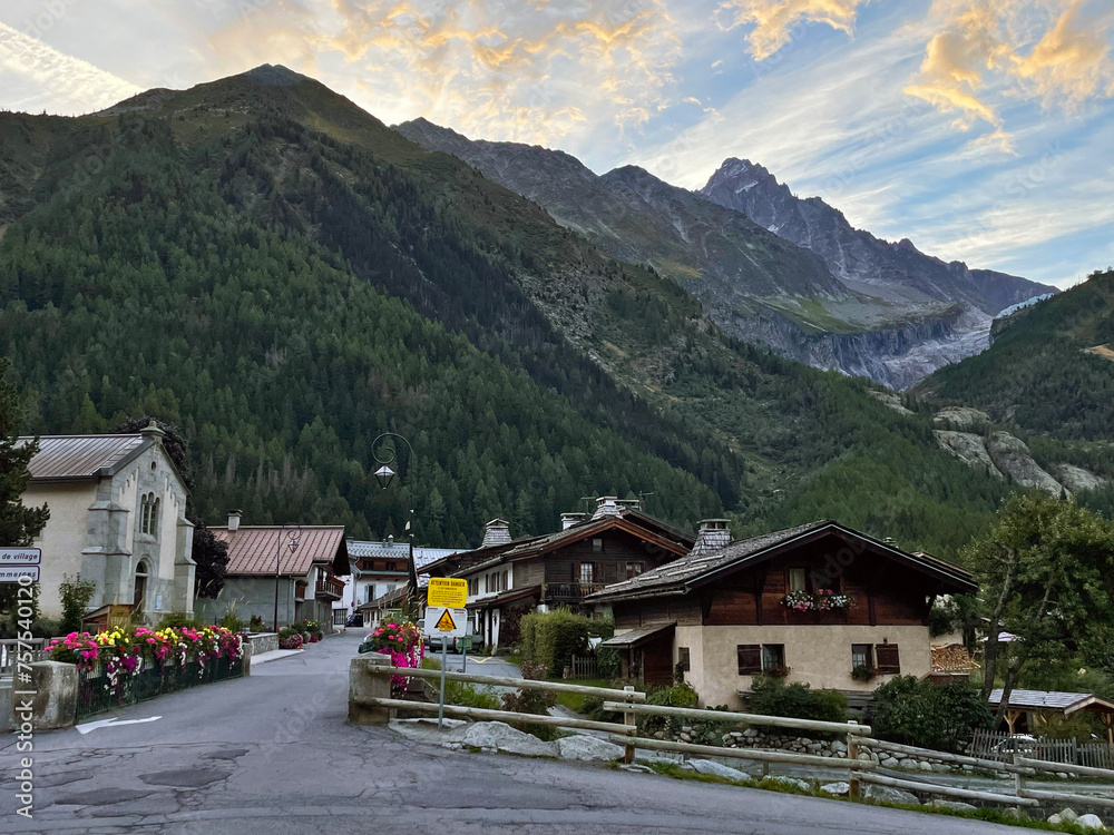 Chamonix and Argentiere Valley: Panoramic Mountain Glacier in Grand Balcon, Chamonix, France