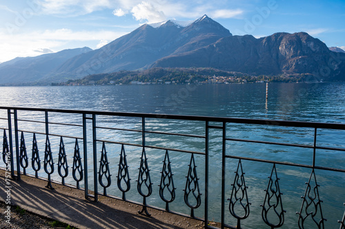 Fototapeta Naklejka Na Ścianę i Meble -  Tourist destination small medieval village of Bellagio with hilly narrow streets and luxurious villas, holiday destination on Lake Como, Italy