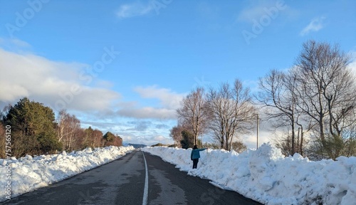 Carretera de O Cebreiro con nieve en el arcén, Galicia photo