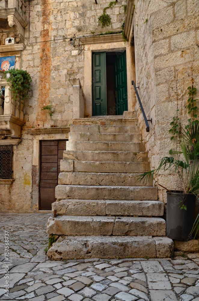 Wejście do mieszkania w Trogirze