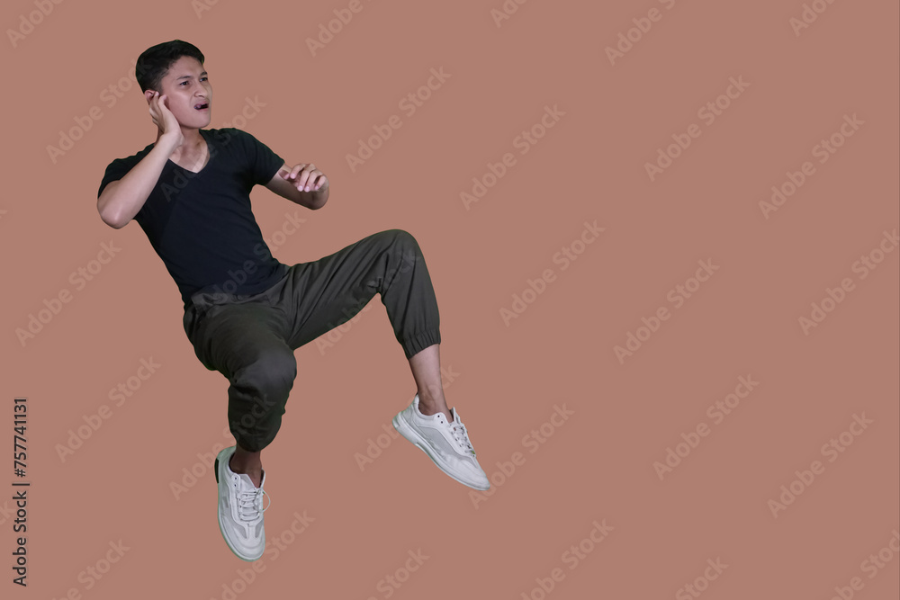 Handsome Asian men love to be plump and fly Handsome Asian men love to be plump and fly
