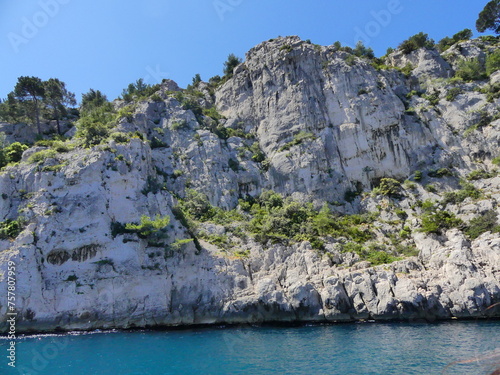 Les Calanques depuis un bateau en Côte d'Azur