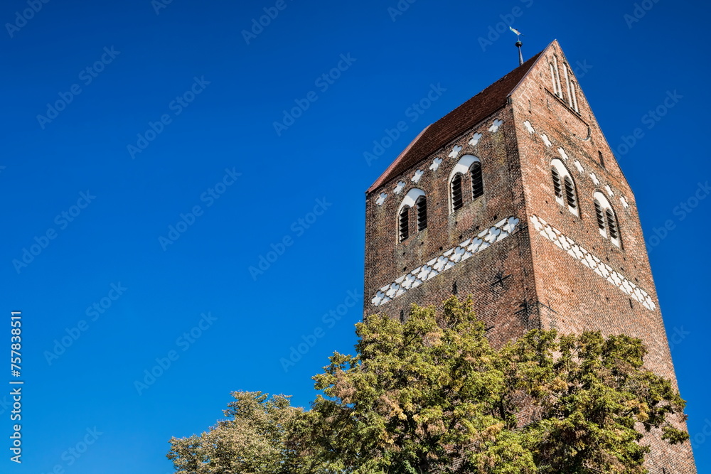 parchim, deutschland - kirche st. marien mit textfreiraum