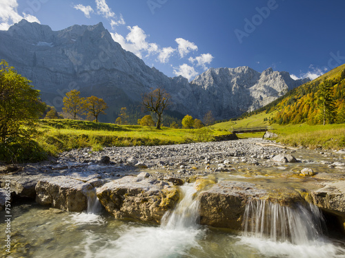 Spritzkarspitze, Dreizinkenspitze, Enger-Grund-Bach, Großer Ahornboden, Engalm, Karwendel, Tirol, Österreich