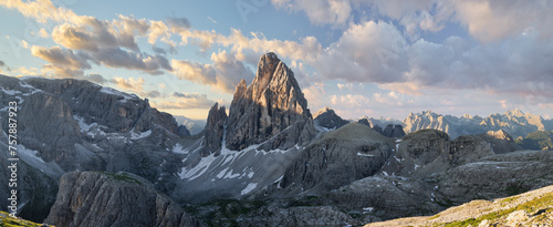 Foto Zwölferkofel, Südtirol, Dolomiten, Italien