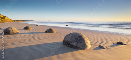 Картината върху платно Moeraki Boulders, Otago, Südinsel, Neuseeland