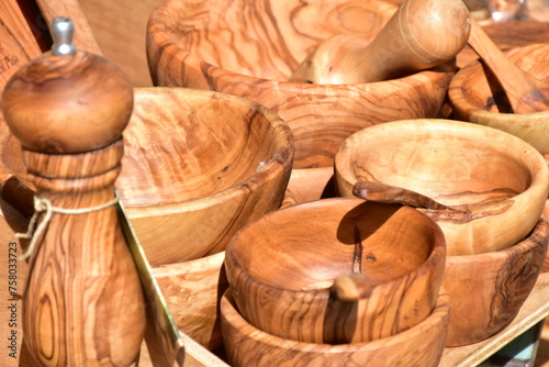 Obraz na płótnie Ciotole in legno. Artigianato locale. Italia w salonie