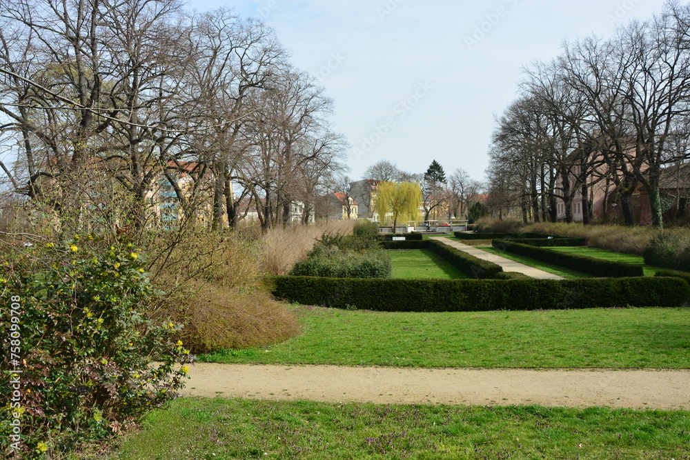 Park in Brandenburg, Gotthardtkirche