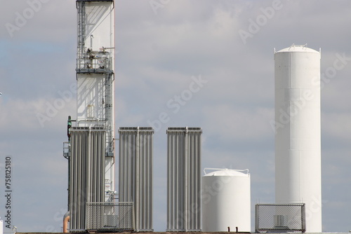 A liquid hydrogen substation and processing pant storage.
