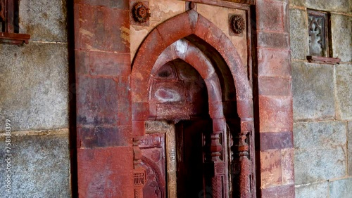 8 January 2024- Mihrab From Bottom To Up in Isa Khan's Mosque in Delhi photo