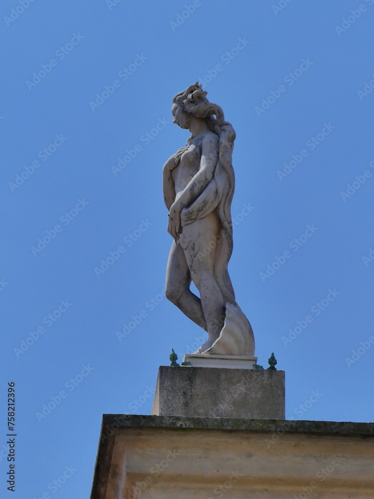 Statue ciel bleu Côte d'Azur