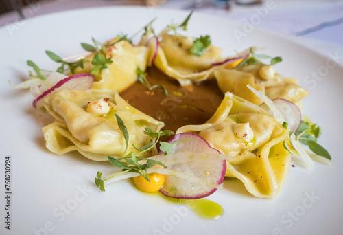 Fototapeta Naklejka Na Ścianę i Meble -  Plat cuisine gastronomie