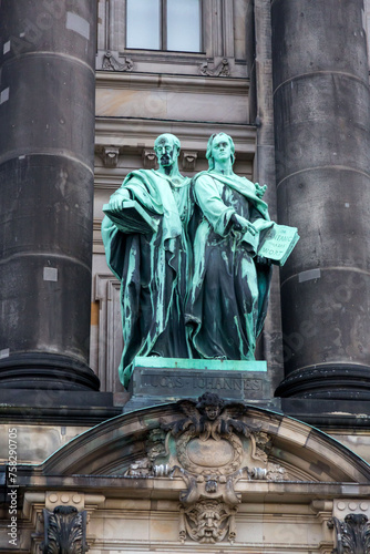 Berliner Dom along the rive...