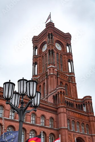 Rotes Rathaus or The Red Ci...