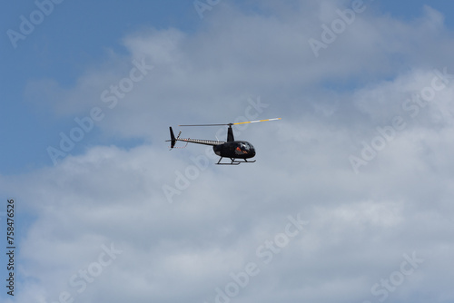 HELICOPTER 