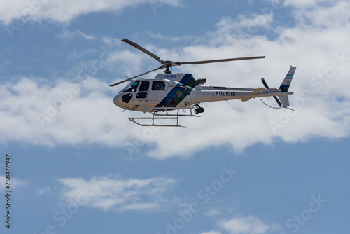 HELICOPTER 