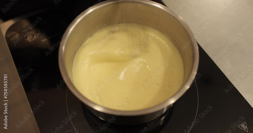 Mixing, preparation of cream, mousse, filling for desserts, cakes or cupcakes. Mixing, preparation of cream, mousse, filling for desserts, cakes or cupcakes.