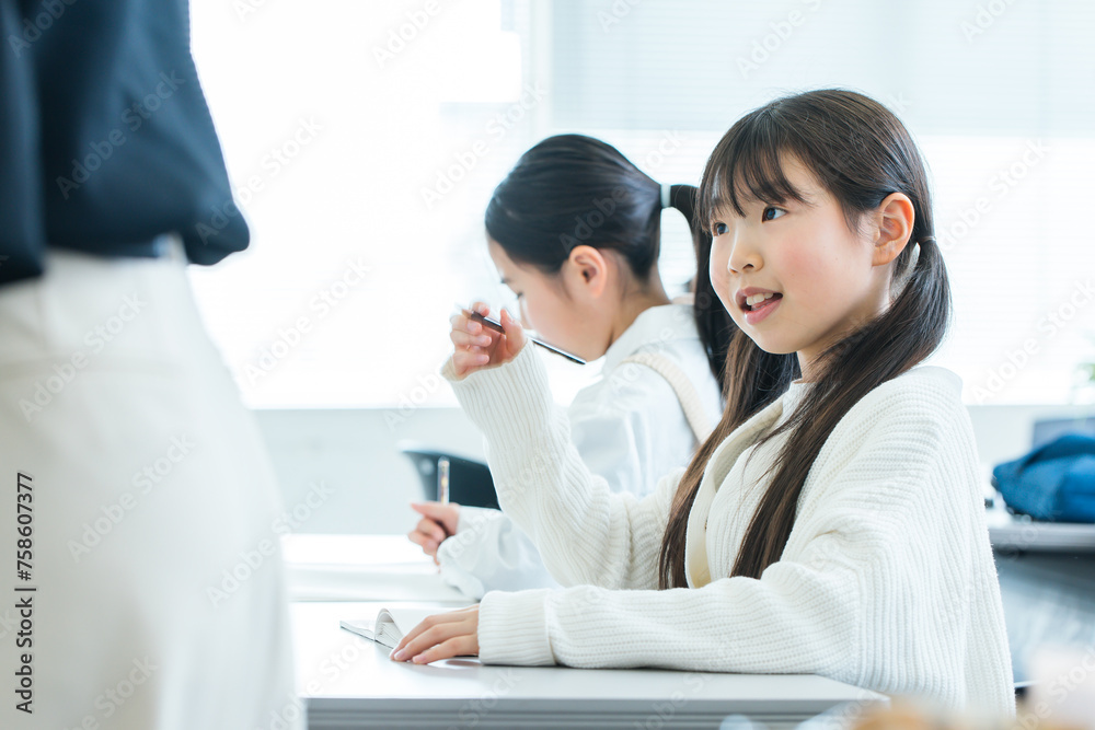 Fototapeta premium 爽やかな笑顔の小学生 Smile