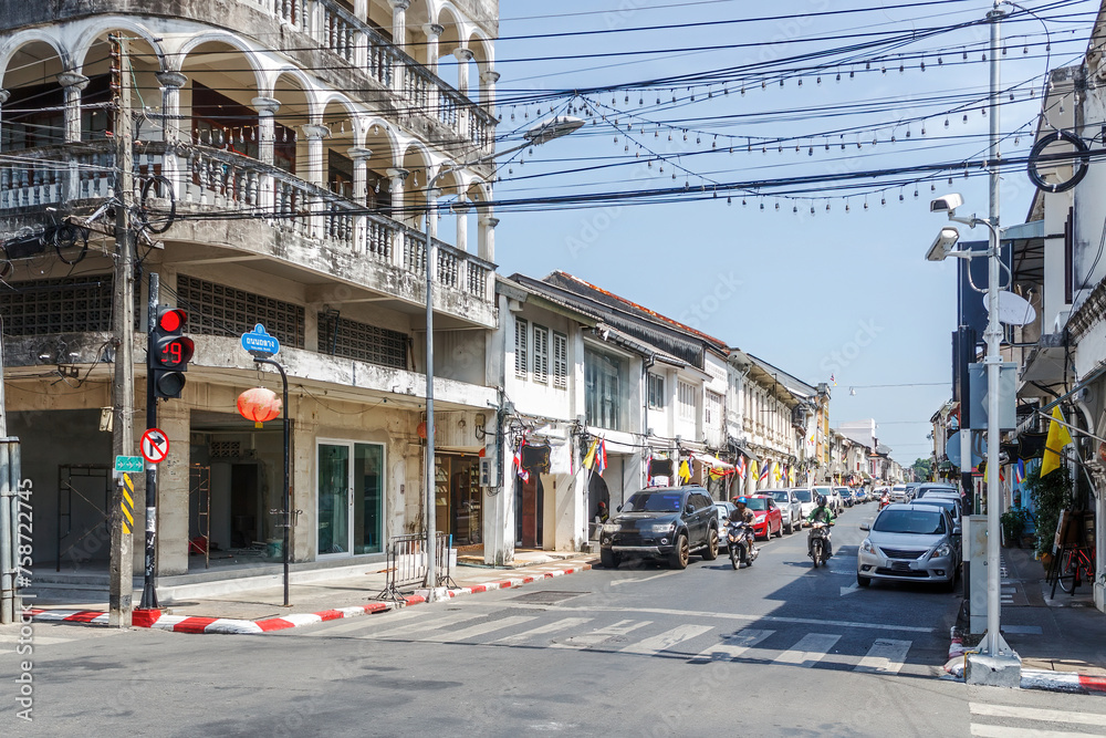 Obraz premium Yaowarat road and Thalang road, Phuket, Thailand