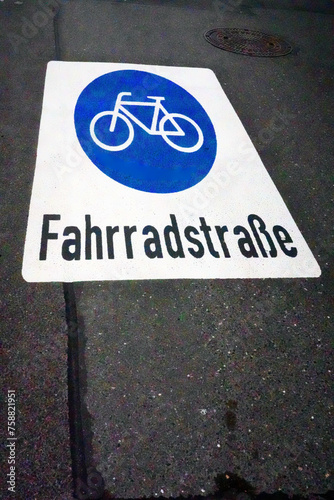 Markierung Fahrradstraße