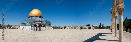 Panoramic view of the Dome of the Rock on the temple mount
